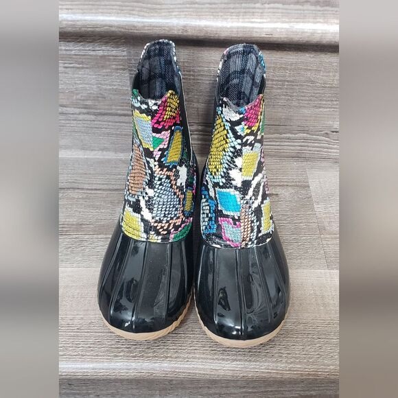 Nature breeze rubber rain boots in multicolored snake skin print size 6.5 - Picture 2 of 5
